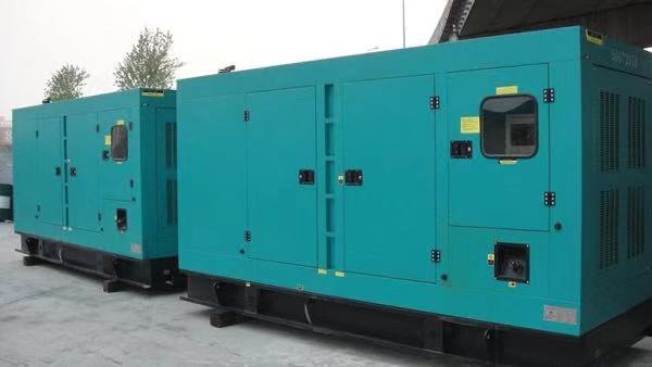 向阳街道康明斯400kw大型柴油二手发电机组